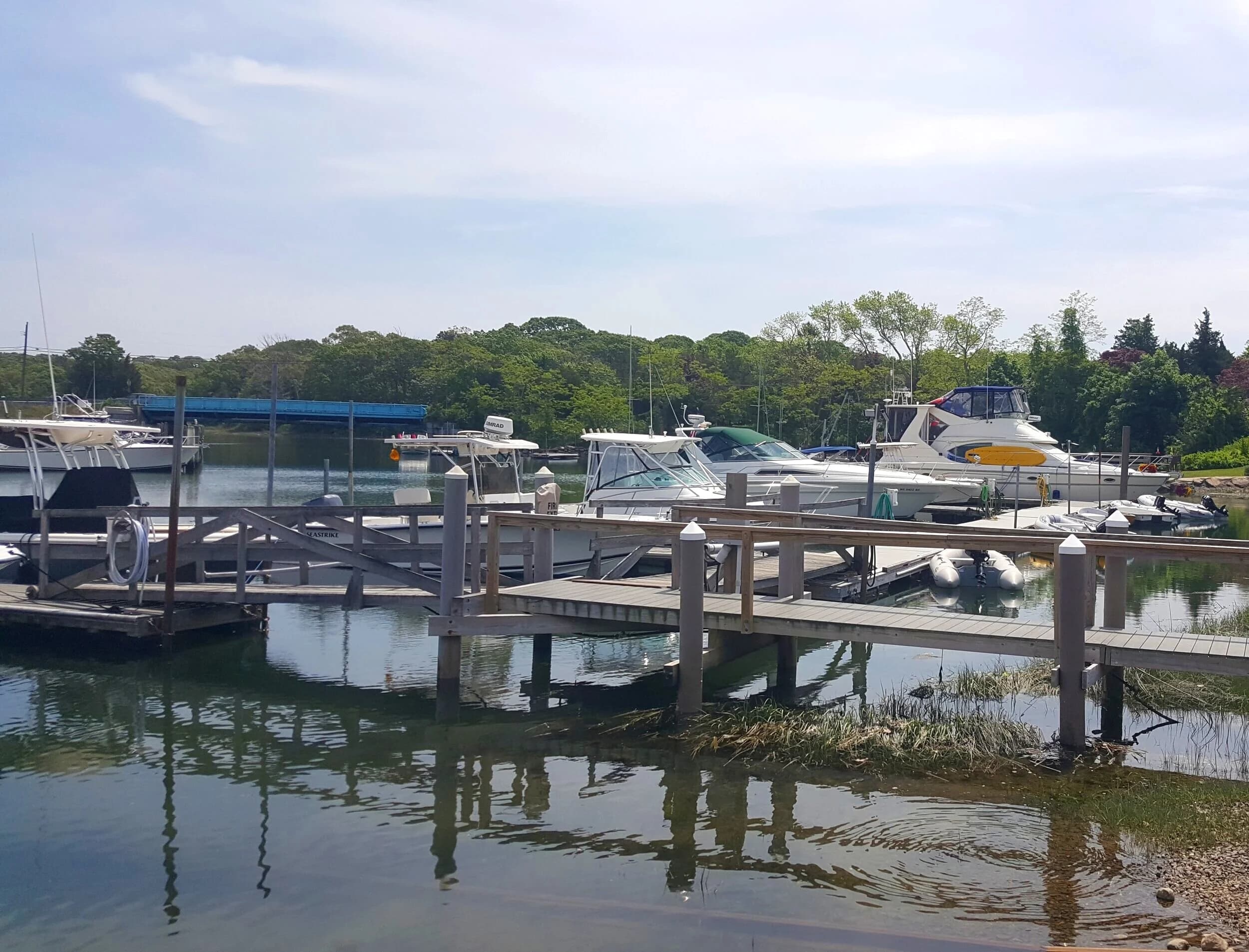 The floating docks at Scallop Bay Marina